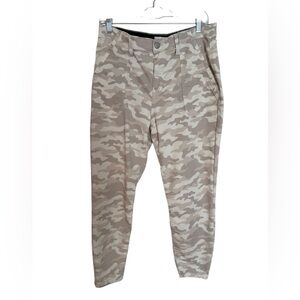 KNOX ROSE Women’s Camouflage Capri Pants Size 14